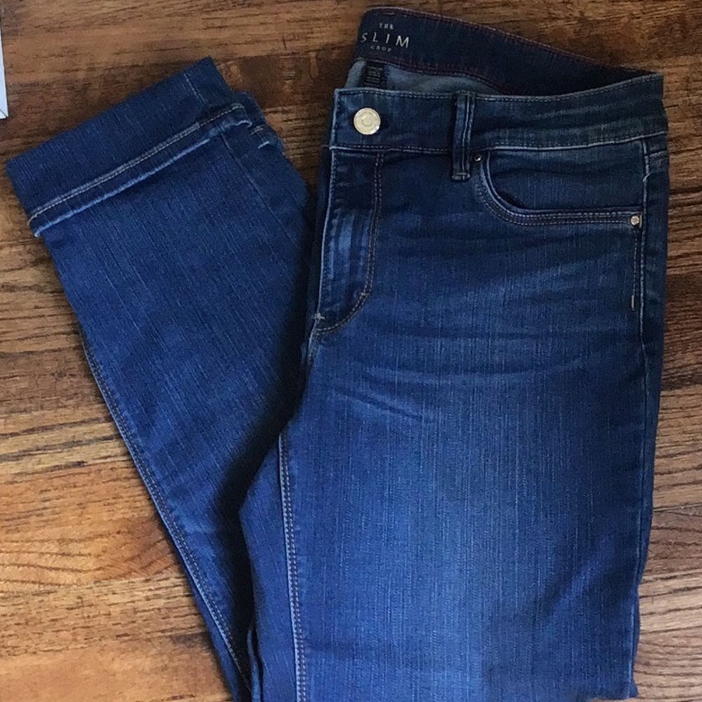 White House Black Market slim crop jeans size 8